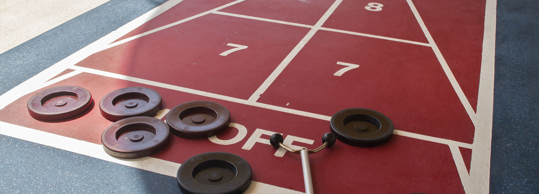5 THINGS TO KNOW ABOUT SHUFFLEBOARD - Backyard Sports